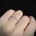 Srebrny pierścionek dla kobiet w stylu wegetariańskim, prosty i modny styl Instagram, lekki luksusowy pojedynczy_voghion.com