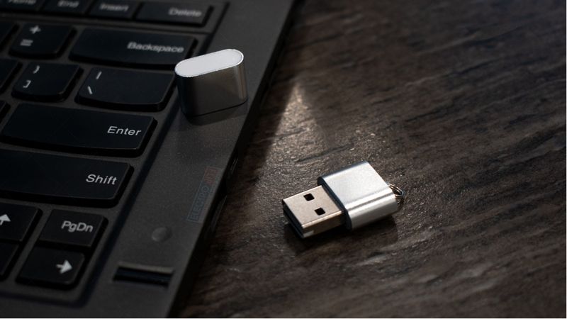 Top-Grade Memory Card Reader with Lasting Build for Reliable Data Transfer_voghion.com