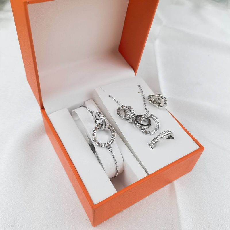 Set di gioielli di lusso da donna, set di gioielli di moda personalizzati di alta qualità_voghion.com