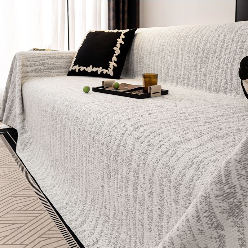 ​Ice Silk Sofa Cover - Full Coverage Summer Cooling Sheet For Leather Couches (Breathable Anti-Slip Luxury Look Machine Washable)​​_voghion.com