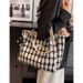 2025 Winter New High-end Multifunctional Large Capacity Underarm Handbag_voghion.com