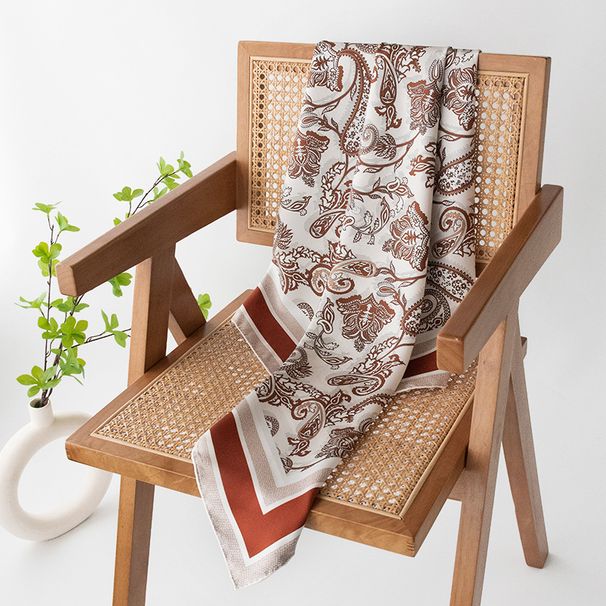 100% moerbeizijde geschenkdoos 2024 vier seizoenen cashewbloem bedrukte dunne premium damessjaal_voghion.com