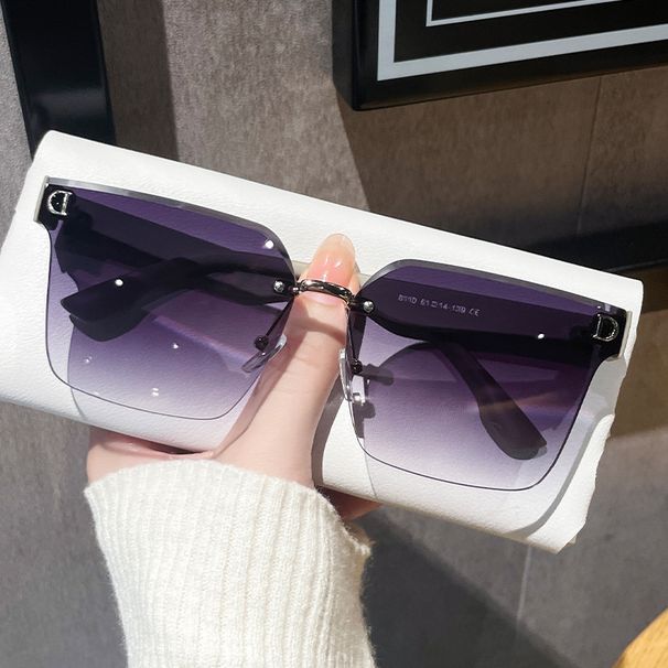 2024 nuevas gafas de sol de moda con letras recortadas sin marco y protección UV de pequeña fragancia para viajes y desplazamientos,_voghion.com