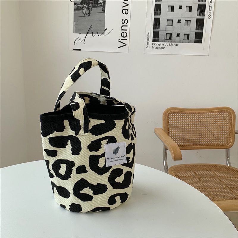 16291 Western Style Rice Leopard Print Tote Bag Large Capacity Animal Print Canvas Shoulder Bag Portable Female Student Shopping Bag_voghion.com