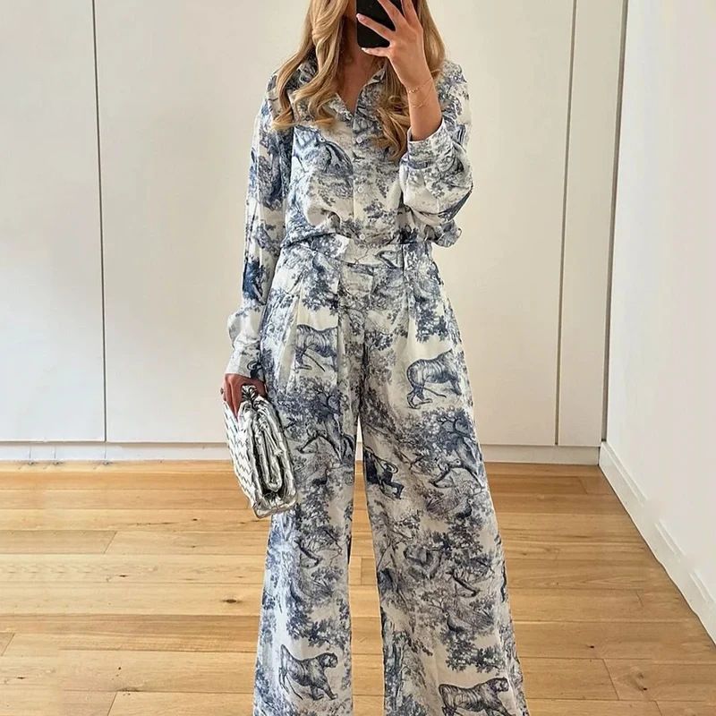2025 Fréijoer Neit Damen Loose Printed Laangärmlech Hemd An Hosen Casual Moud Set_voghion.com