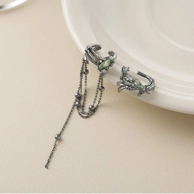 Orecchini asimmetrici in bambù senza piercing, nuovi orecchini a gancio con nappa, stile cinese, con design irregolare a nicchia, per donne._voghion.com