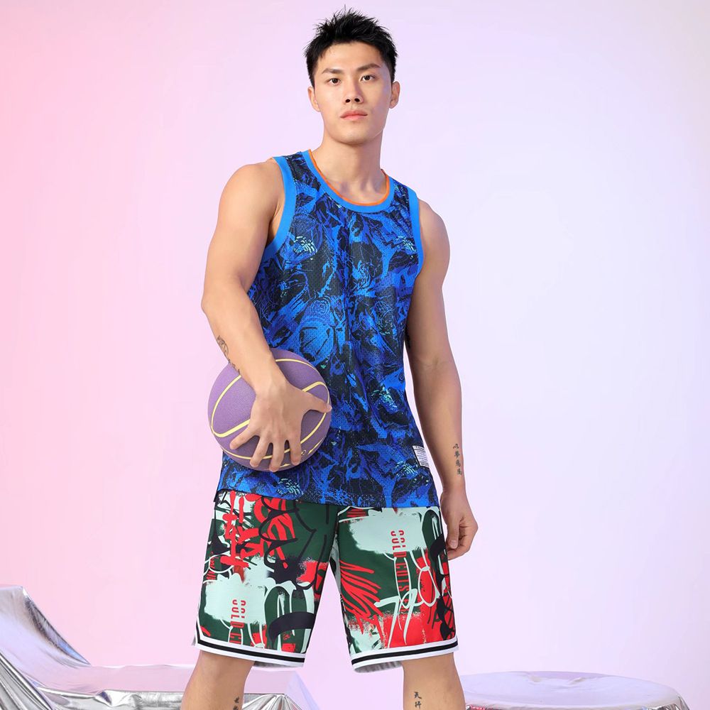 Αμερικάνικο μοντέρνο ανδρικό καλοκαιρινό γυμναστήριο τρεξίματος γρήγορου στεγνώματος Χαλαρό αμάνικο μπλουζάκι μπάσκετ_voghion.com