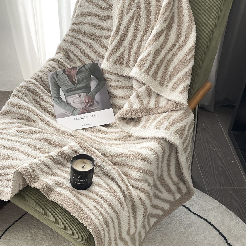 Multifunctional Zebra Pattern Warm Thick Office Sofa Knitted Cover Blanket_voghion.com