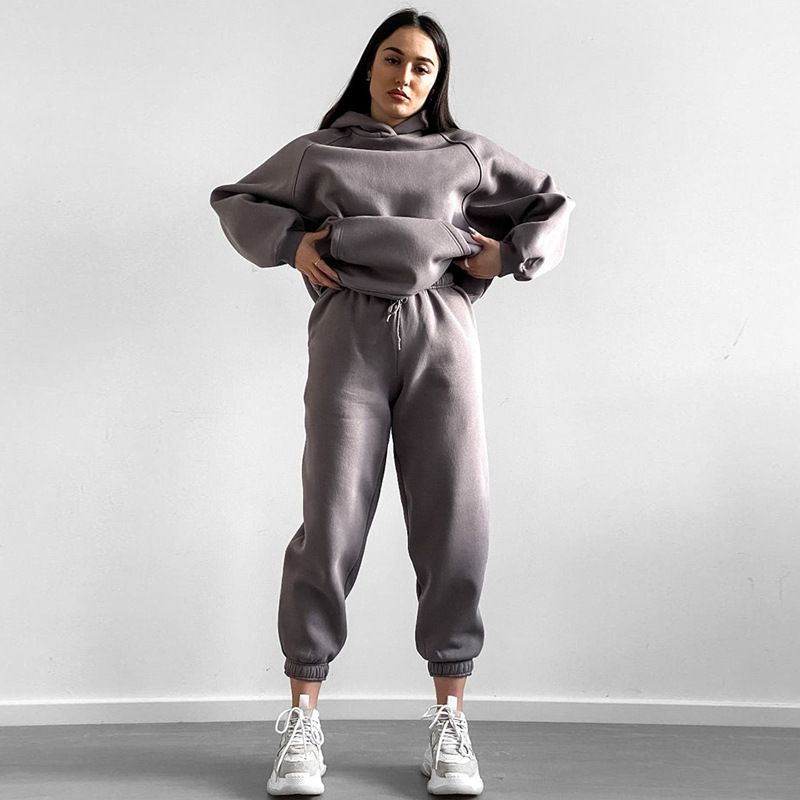 Ensemble sweat-shirt à capuche oversize et pantalon de jogging à cordon de serrage – Streetwear Essentials (blanc/noir/gris)_voghion.com