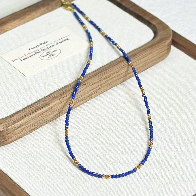 Damenschmuck, handgefertigte, verlängerte Pulloverkette mit schwarzem Spinell, Onyxperlen, Kristall, Süßwasserperle und Lapislazuli, geometrischem Anhänger_voghion.com