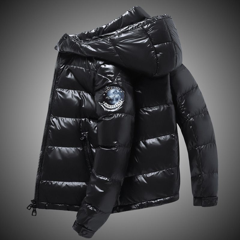 Autunno e inverno caldo abbigliamento invernale nuovo piumino da uomo corto cappotto invernale da uomo ispessito mostra il marchio di moda_voghion.com