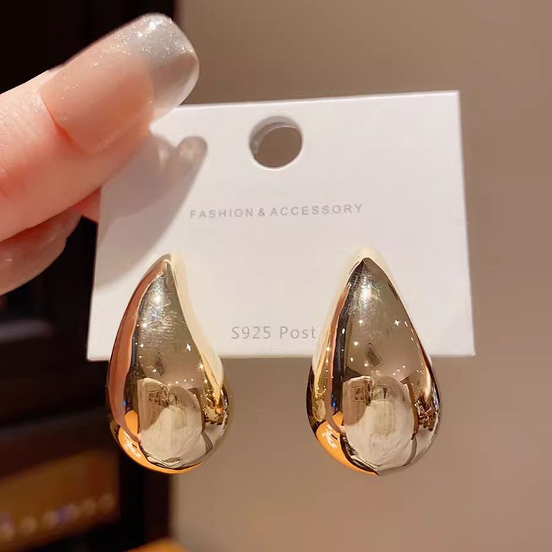 Kvinnors örhängen retro metall i kall stil droppformade örhängen dam nisch high-end design örhängen guld örhängen_voghion.com