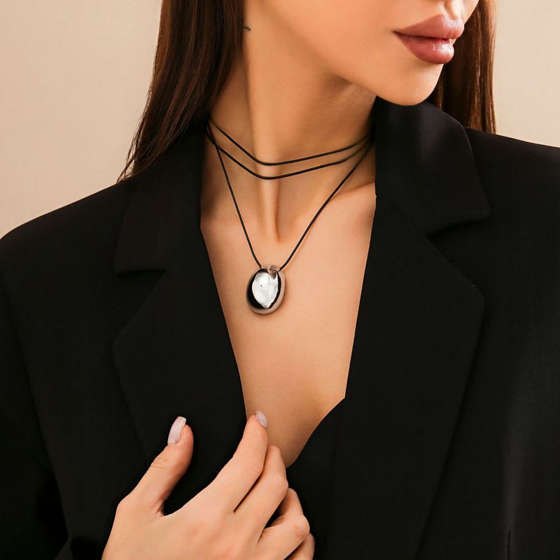 smooth Oval Pendant Choker Knotted Necklace Simple Winding Multi Layer Long Section Jewelry_voghion.com