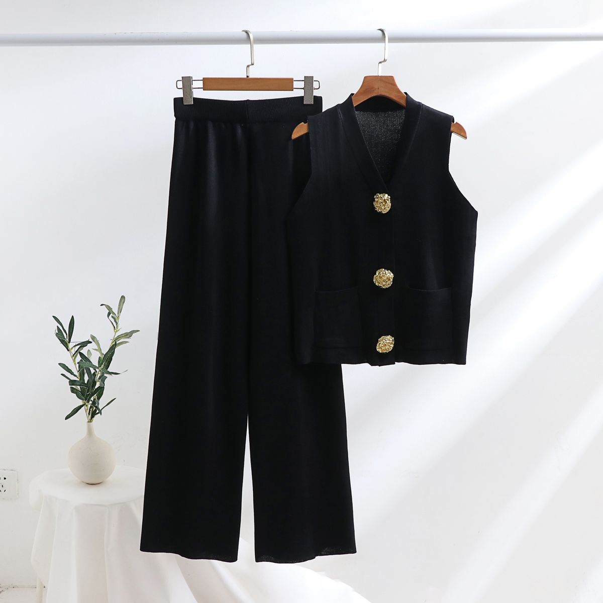 Women's Clothing Suit Gold Button V Neck Knitted Vest Casual Loose Trousers Knitted Two Piece Suit_voghion.com