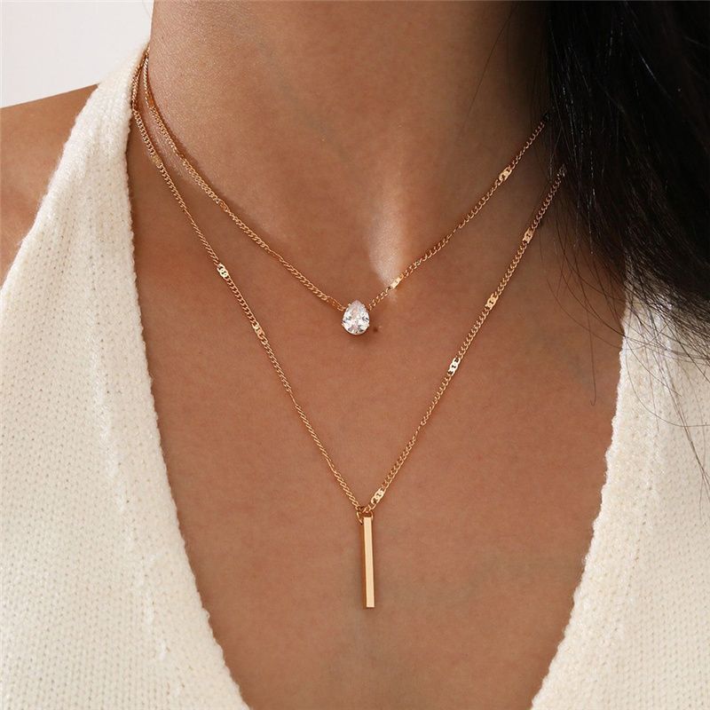 Simple Crystal Geometric Gold Color Pendant Necklace Set for Women Charms Fashion Square Rhinestone Female Jewelry 2023_voghion.com