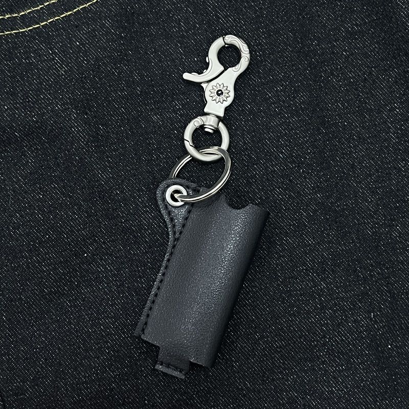 Ainworth Cross Border, nuovo e semplice, custodia protettiva in pelle per accendino, portachiavi con ciondolo da uomo e da donna_voghion.com