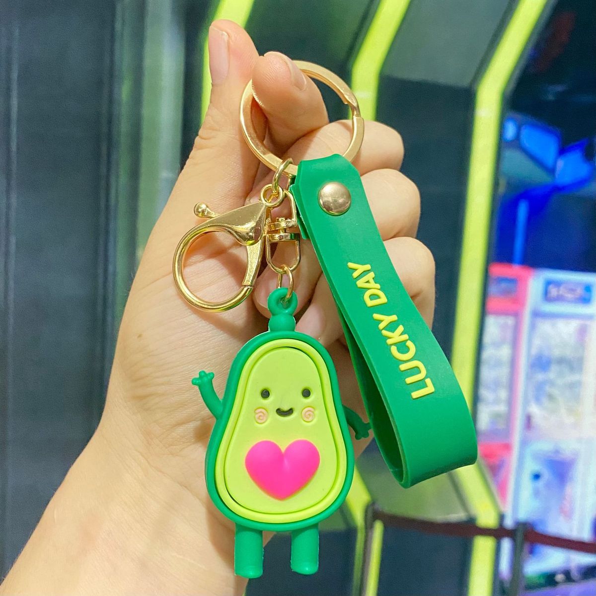 Ciondolo a forma di avocado in morbida gomma, ornamento da appendere, per coppia, zaino, piccolo regalo, portachiavi per auto, squisito_voghion.com