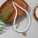 venda quente de jóias de pérolas Colar com pingente de pérolas Versátil senhoras Pin Simples Colar de pérolas Feminino_voghion.com