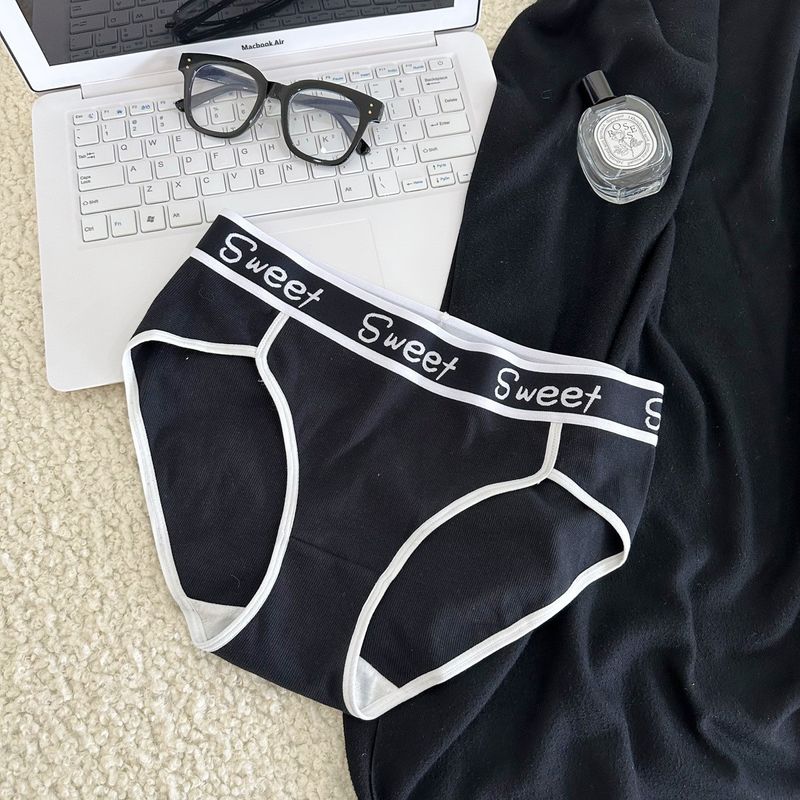 Women's Intimates Black And White Gray Ribbed Cotton 7A Full Pants Antibacterial Contrast Color Versatile Underwear For Women With Bra Set_voghion.com