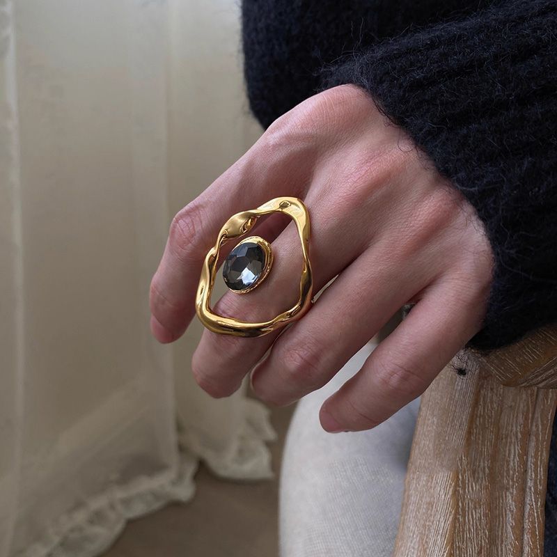 Unisex-Linie für Damen, leichte, schwere Handwerkskunst, Grand Palace-Stil, funkelnde Diamantstruktur, Index_voghion.com