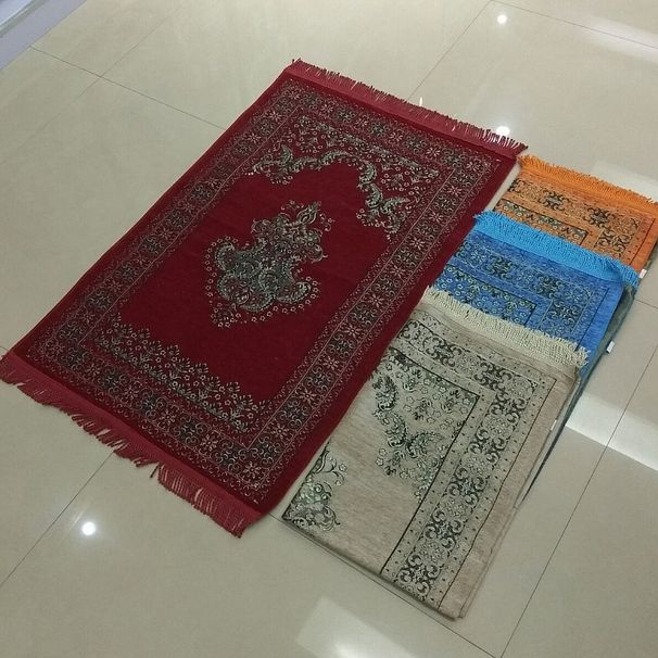 Coperta da pellegrinaggio tessuta in ciniglia, coperta da culto, coperta da preghiera_voghion.com