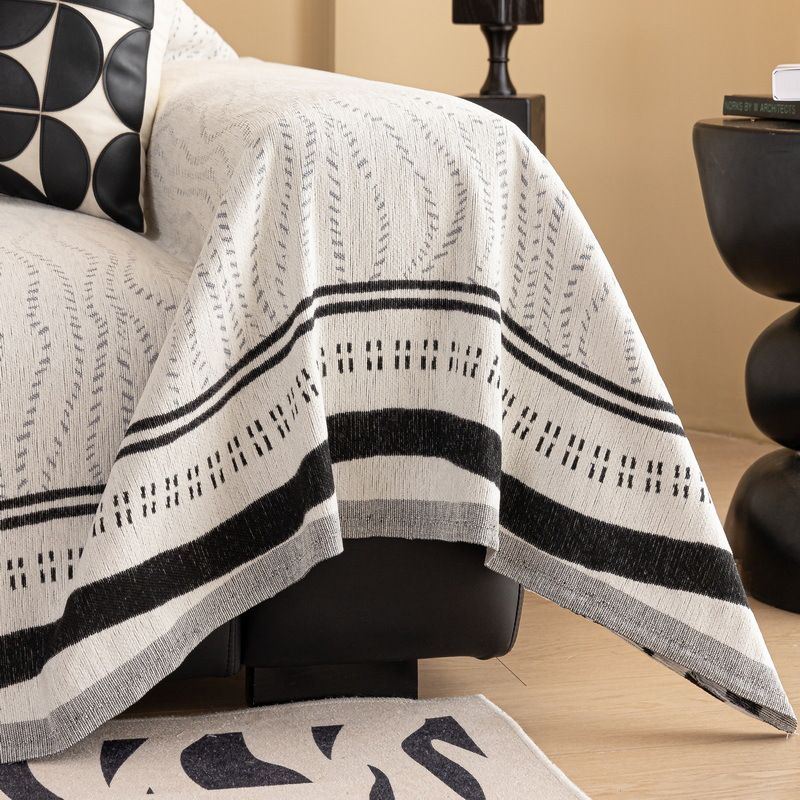 Premium Non-Slip Sofa Cover With Anti-Scratch Protection – Elegant & Modern Design For 3-Seater Couches, Soft Chenille Fabric, Neutral Tones_voghion.com