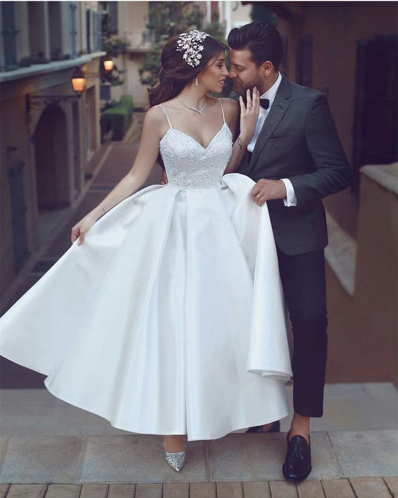 Kurzes Brautkleid Kurzes Brautkleid_voghion.com