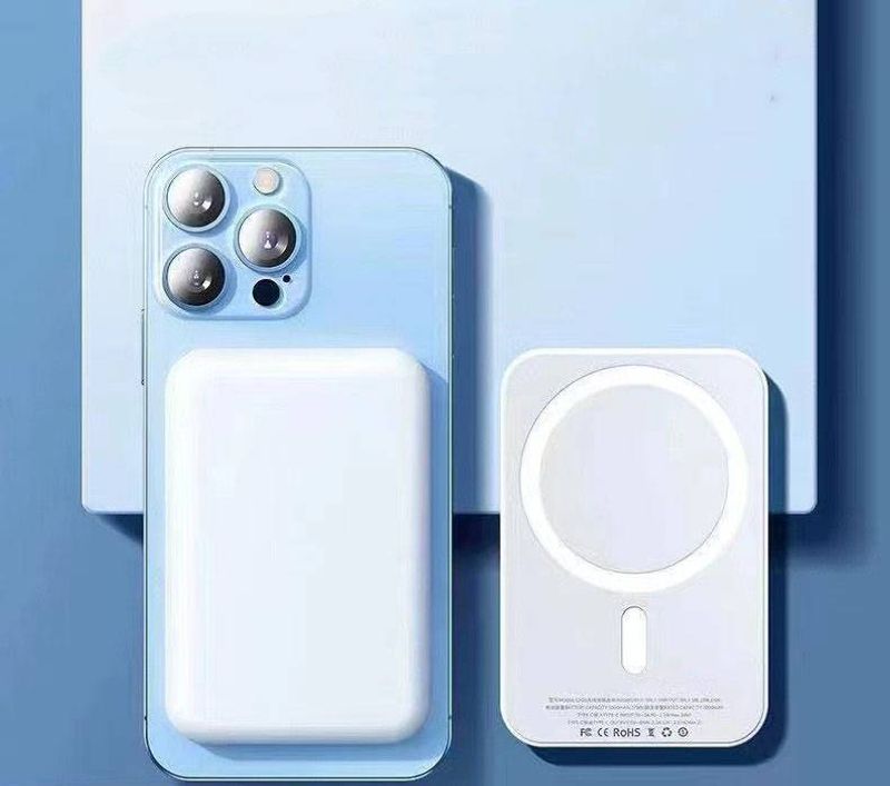 Magnetic Foldable Power Bank 5000mAh - Portable Wireless Charger With Stand For IPhone_voghion.com
