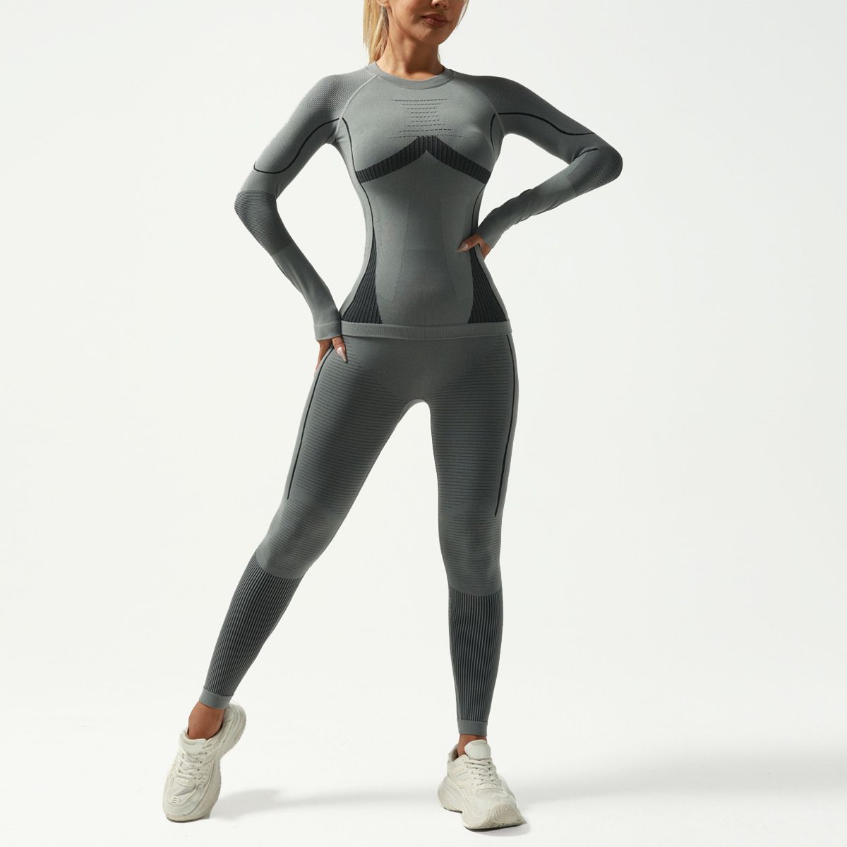 Autumn Winter Moisture Wicking Suit Seamless Training Thermal Ski Quick-Dry Underwear Set Fitness Sportswear_voghion.com
