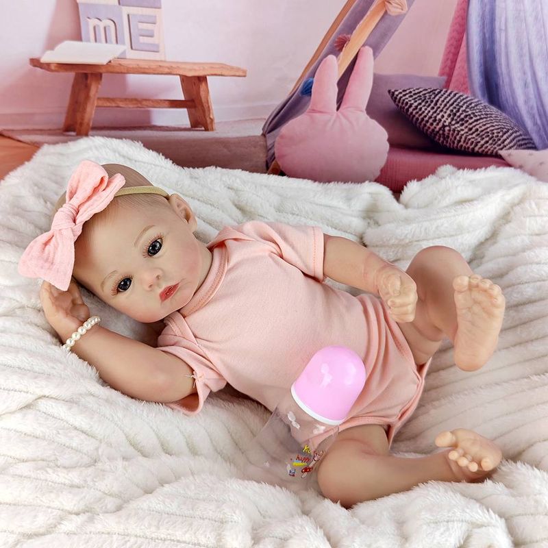 1 ADET 18 İnç Moda Yeniden Doğmuş Kız Bebek Yumuşak Kumaş Gövdeli 3D Cilt El Boyalı Saç 46 cm Simülasyon Bebekler Çocuk Yürümeye Başlayan Çocuk Doğum Günü Hediyesi_voghion.com