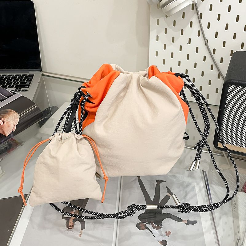 2025 Neue Mode Vielseitiger Kordelzug Eimer Crossbody Einfache Mutter-Tochter-Einzelschulter Damentasche Farbblock_voghion.com