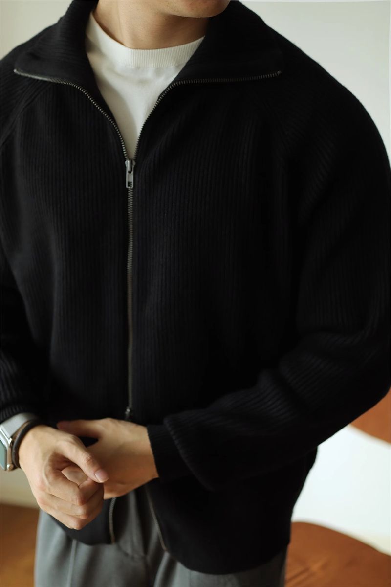 ​​Grob gestrickter Herren-Cardigan mit Reißverschluss – Winterpullover mit hohem Kragen (atmungsaktive Baumwolle, 5 Größen, minimalistisches Design, knitterfrei, maschinenwaschbar)​​_voghion.com