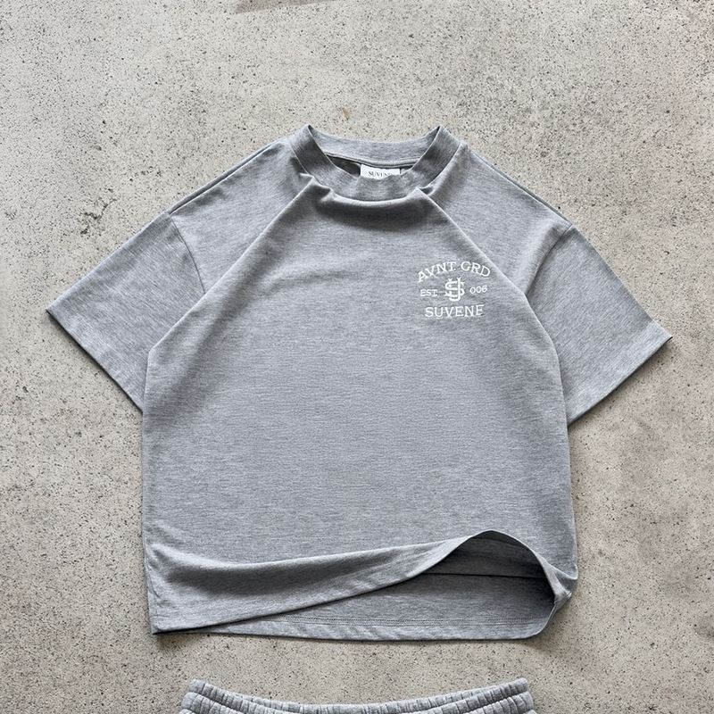 Y2K Sokak Giyimi Nakış Baskılı Tişört ve Lastikli Şort Takımı - Gençler İçin Trend Günlük Kıyafet_voghion.com