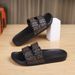 Men Wear Slippers Outside The Summer Indoor Home Bath To Wear Soft Soled Super Comfortable Slippers_voghion.com