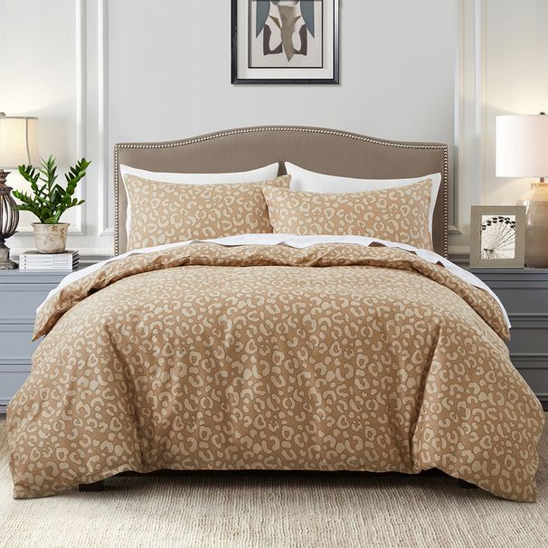 Leopard Khaki Luxury Double Sided Printed Quilt Cover Duvet Cover Bedding Three Piece Set In Soft Polyester - Milled Velvet Texture_voghion.com