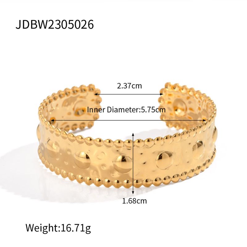 Light luxury, temperament, titanium steel with a niche opening design, high-end black and white gold drip oil bracelet_voghion.com