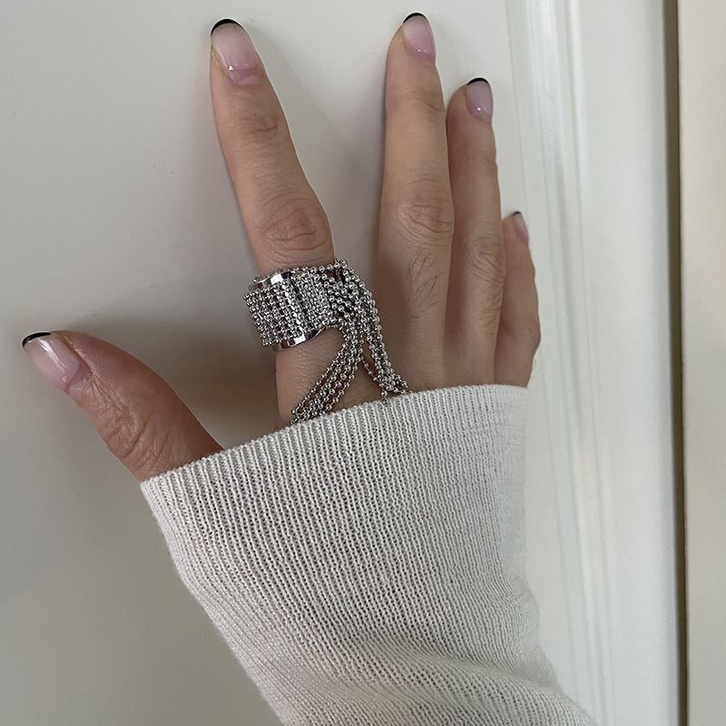 Koreanischer Blogger-Stil, silberne Quaste, Kupfer überzogen mit echtem Gold, Nische, High-End, vielseitiger neuer Zeigefingerring_voghion.com