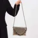 Designer Handtasche fir Fraen Chunky Metallic Sier Paillettenbedeckt Schlosskette Schëller Crossbody Taschen Gratis Versand_voghion.com