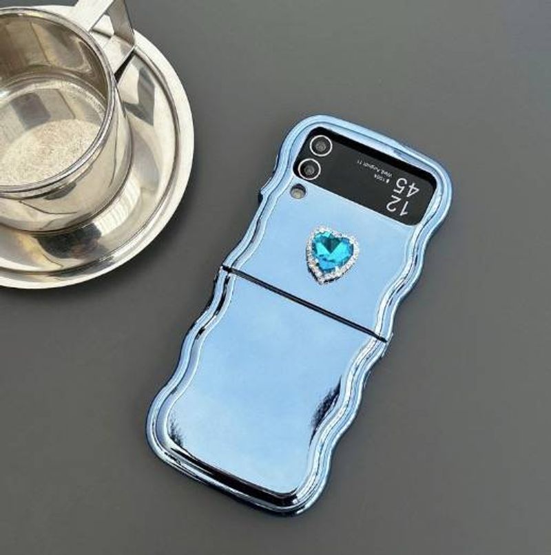 Suitable For Samsung Z Flip 5/4/3 Case With 3D Gem Heart – Cute TPU Shockproof Cover + Detachable Chain (Grey/Blue) – Trendy Flip Phone Accessory_voghion.com