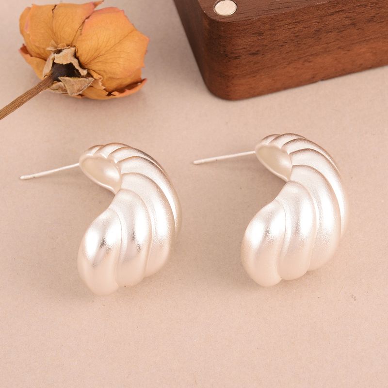 Retro Twist Pattern Niche Design Minimalist All Match Cold Style Metal High End Simple Jewelry Earrings_voghion.com