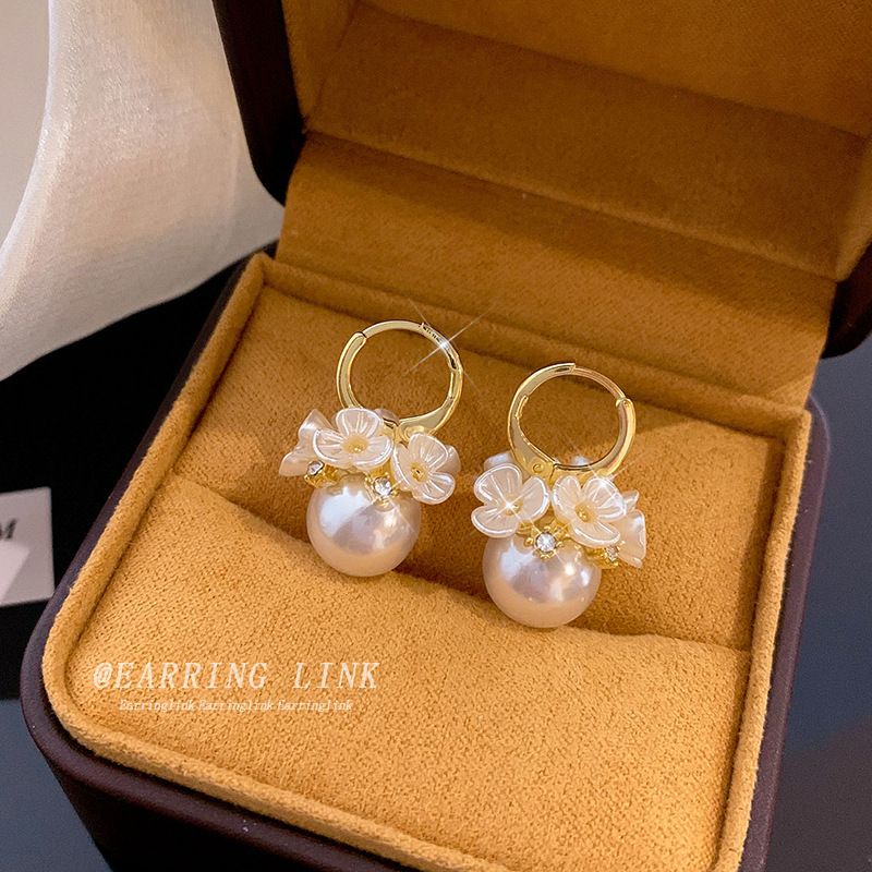 Super Fairy Flower Pearl Earrings For Women, Unique Design Stud Earrings, Light Luxury, Elegant And High-End Feel,_voghion.com
