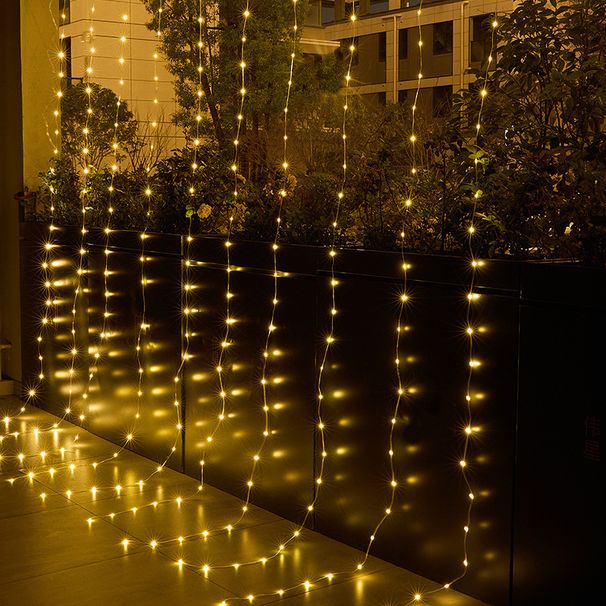 LED-Lichterkette mit USB-Fernbedienung für Innen- und Außendekoration – wasserdicht IP65, 300/200/100 LEDs, Warmweiß/Weiß/Farbwechsel_voghion.com