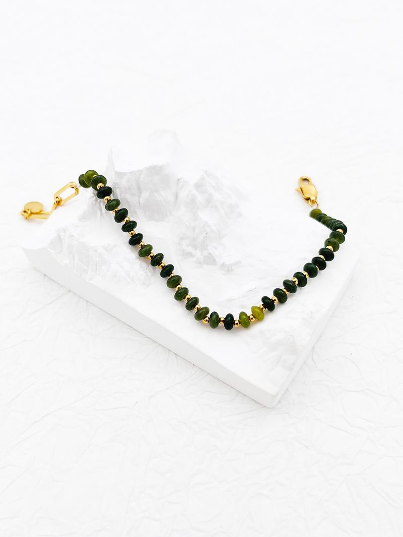 Green Stone Small Gold Beads Bead Bracelet_voghion.com
