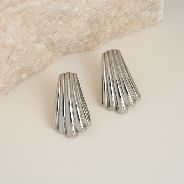 Summer INS Retro Plated Titanium Steel Feather Line Vertical Grain Earrings_voghion.com
