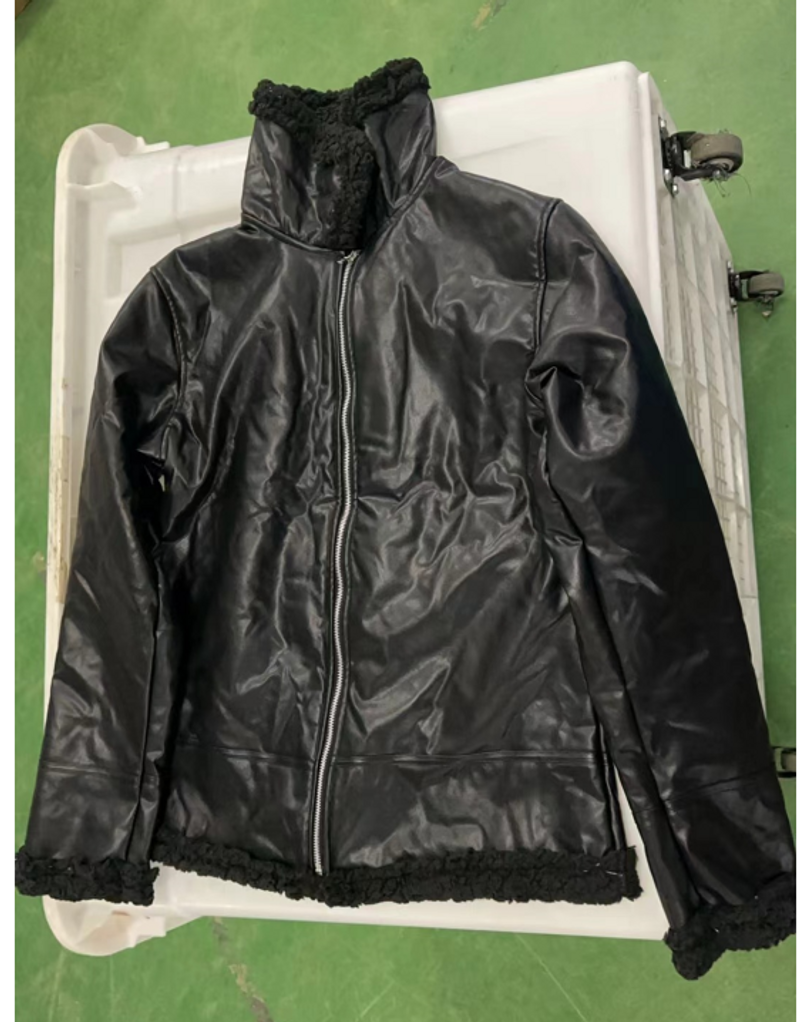 Man's Clothing 2024 New  Fur Fur One Long Sleeve Coat Coat Plush Version_voghion.com