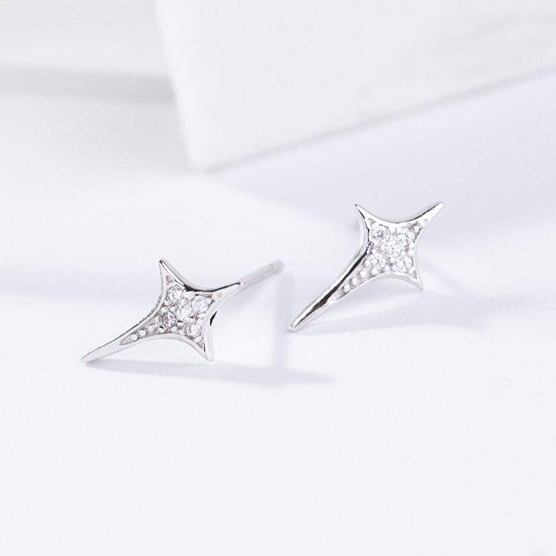 Orecchini a forma di stella a quattro angoli Wanying S Argento puro Edizione coreana Semplice e personalizzato Versatile Internet Red Jewelry_voghion.com