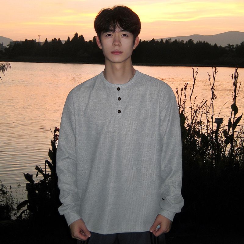 New gray long sleeved Henry collar T-shirt for boys to wear in winter, with a waffle sweater and a base layer underneath_voghion.com