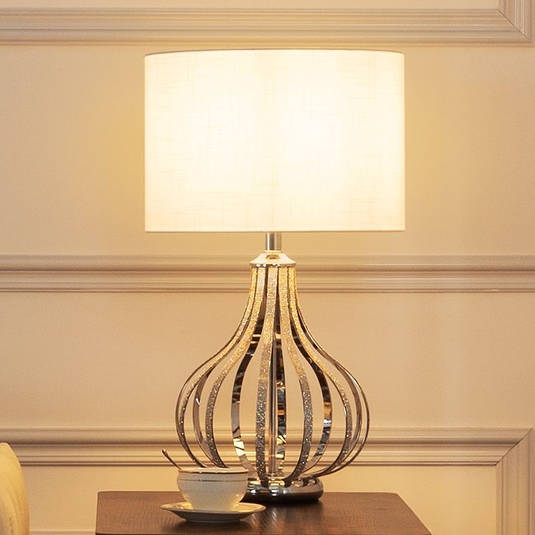 22.8' Metal Table Lamp_voghion.com