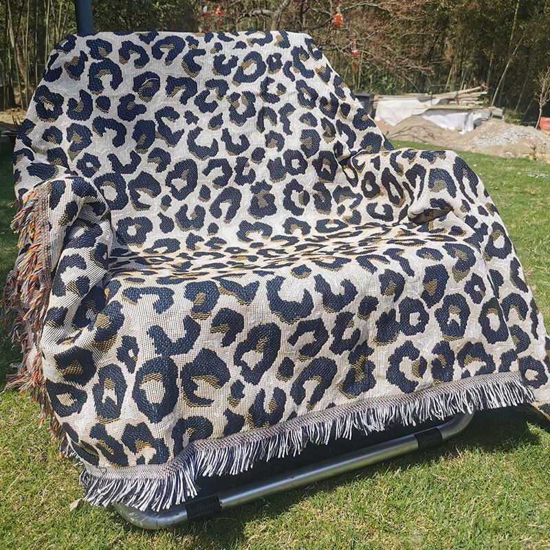 Coperta da divano in stile nordico con stampa leopardata - Lunga, rettangolare, in misto poli-cotone, antipolvere ed elegante_voghion.com