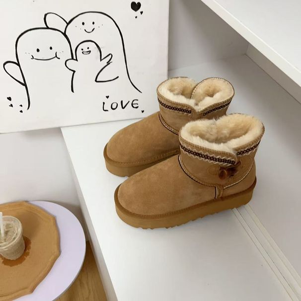 Winter New Short Boots Cowhide Snow Boots Women's Shoes Cow Horn Button Embroidery Thick Sole Warm And Non Slip Thick Snow Boots_voghion.com